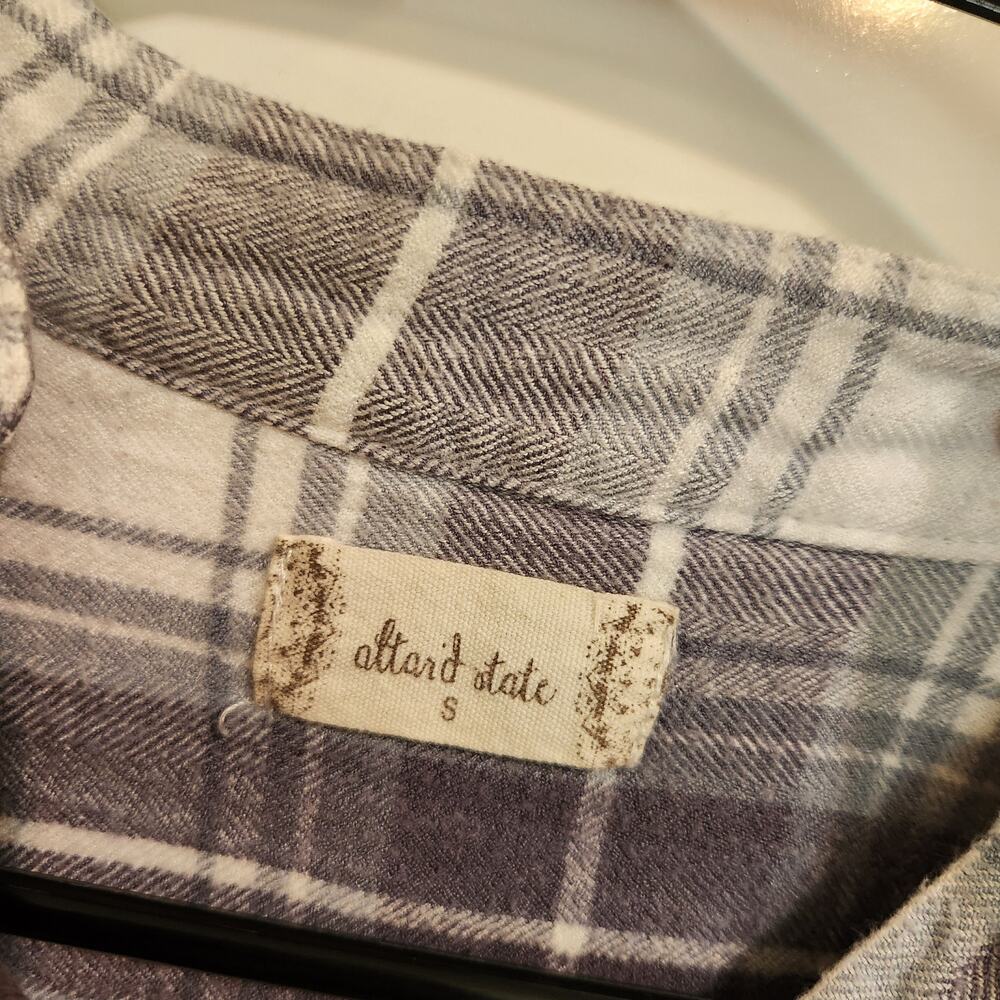 Altar'd State Long Sleeve Blouse Flannel Top Pullover Casual Plaid Purple Small - Picture 6 of 13